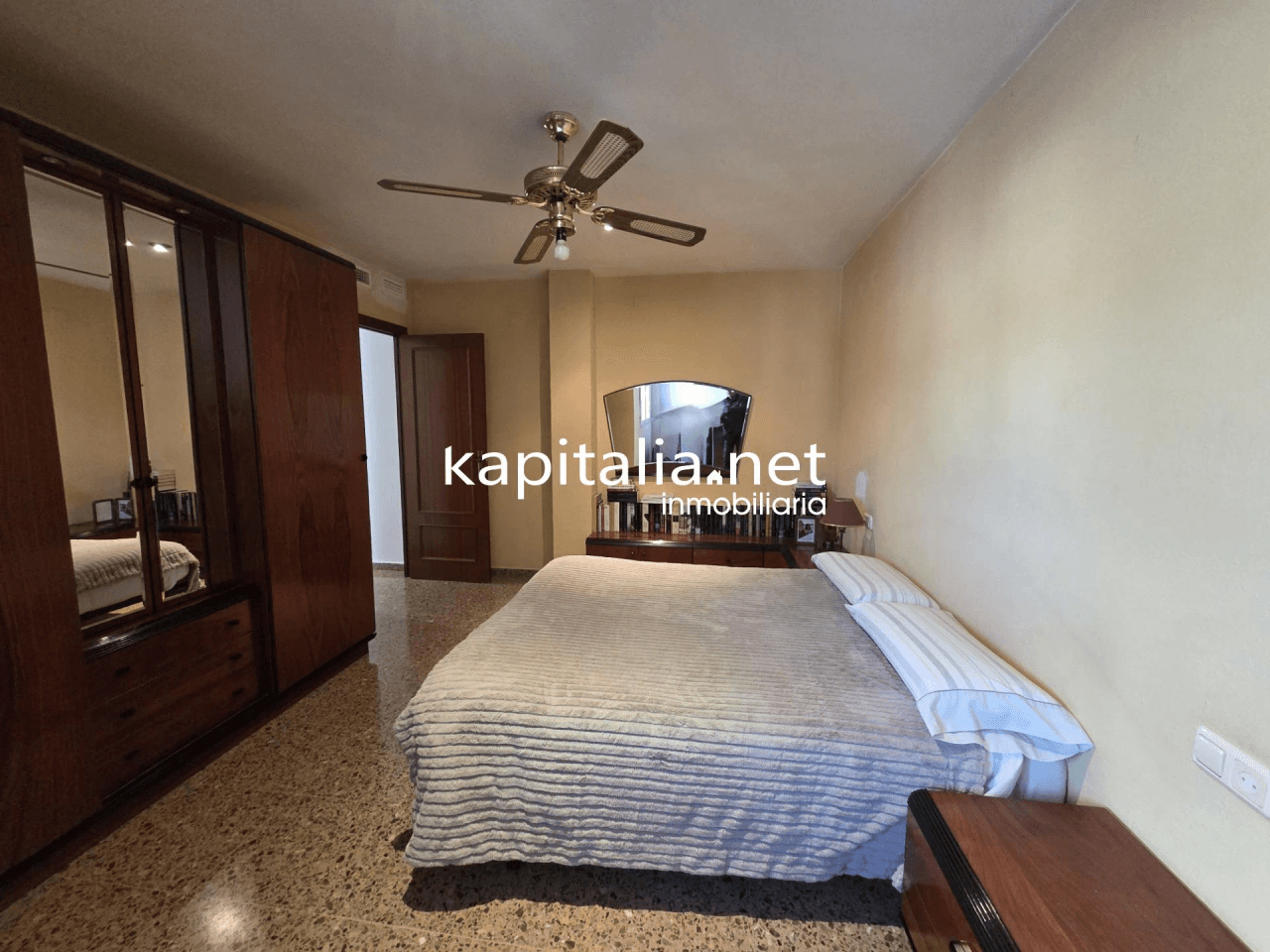 Piso Dúplex Reformado con Terraza Propia a la venta en Ontinyent