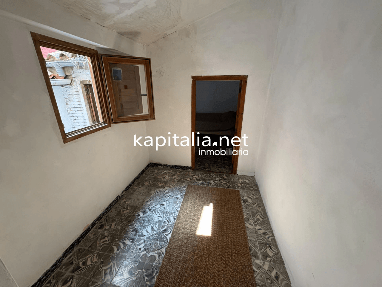Casa de tres plantas a la venta en Ontinyent