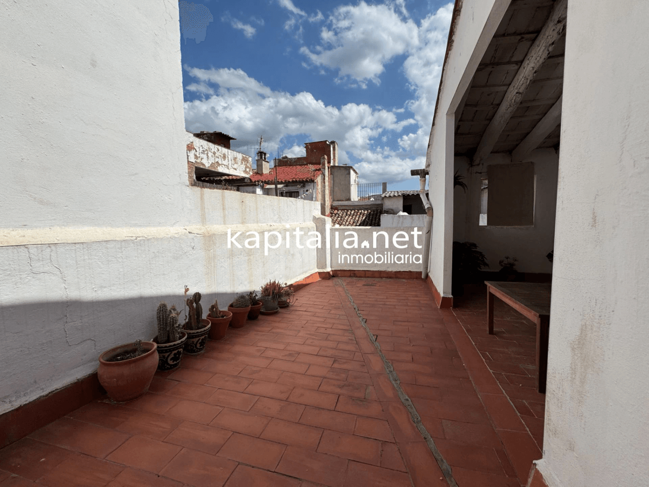 Casa de tres plantas a la venta en Ontinyent