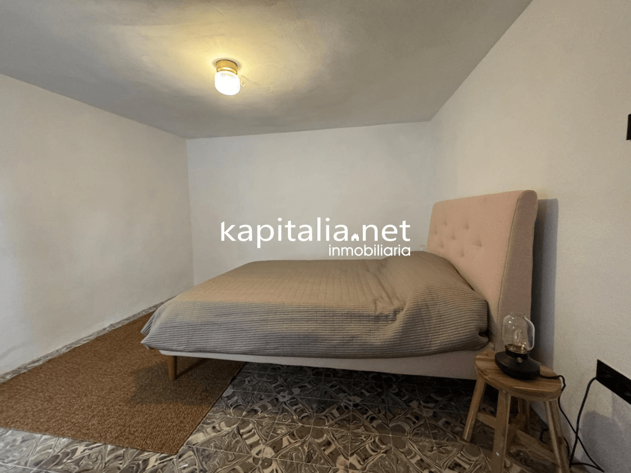 Casa de tres plantas a la venta en Ontinyent