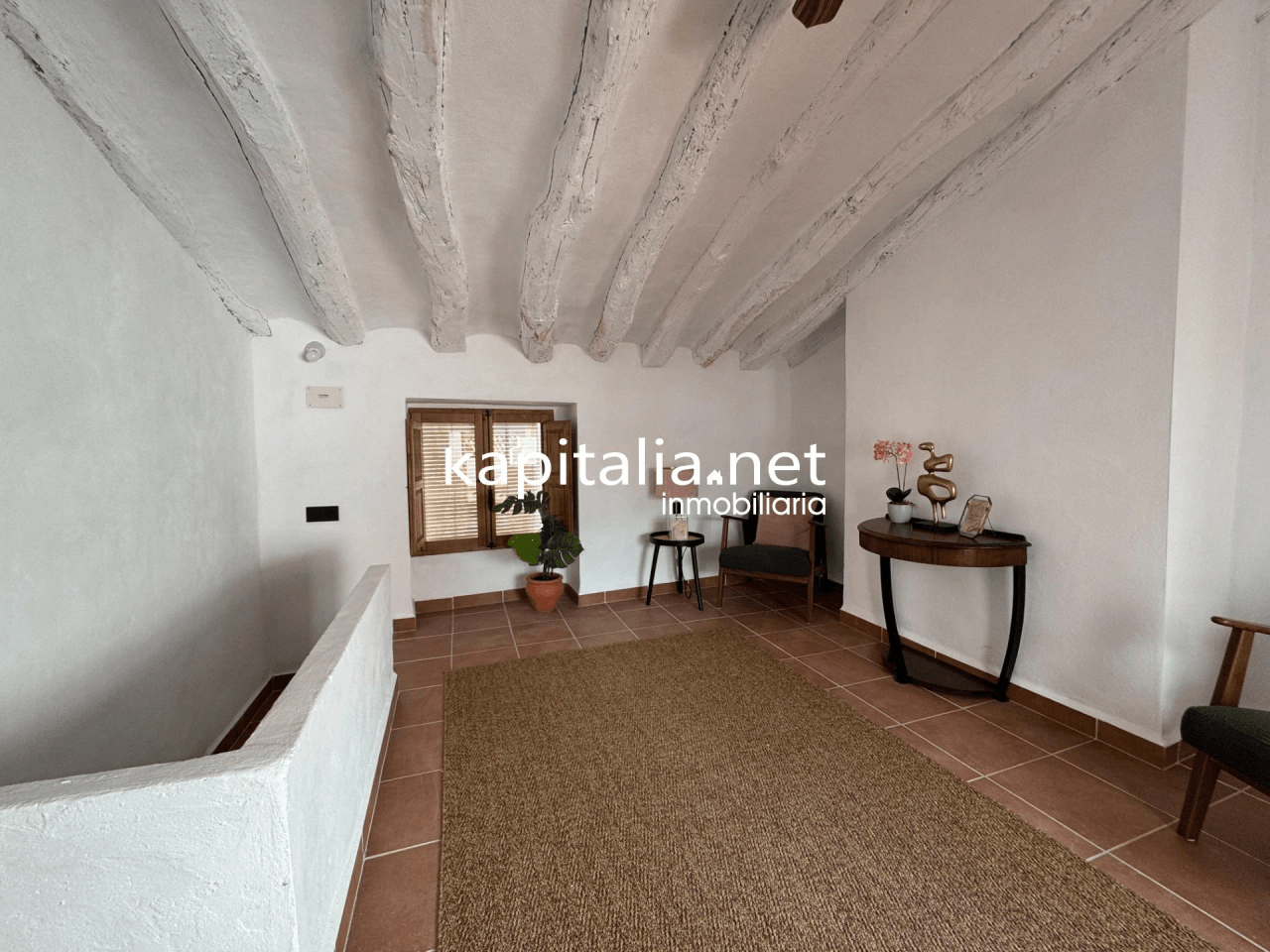 Casa de tres plantas a la venta en Ontinyent