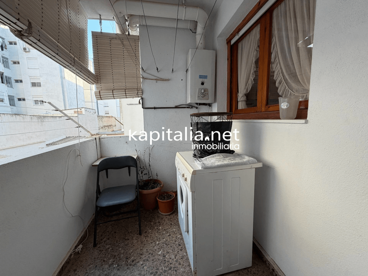 AMPLIO PISO EN PLENA AVENIDA EN ONTINYENT