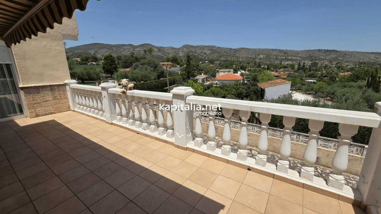 Espectacular chalet a la venta en Ontinyent