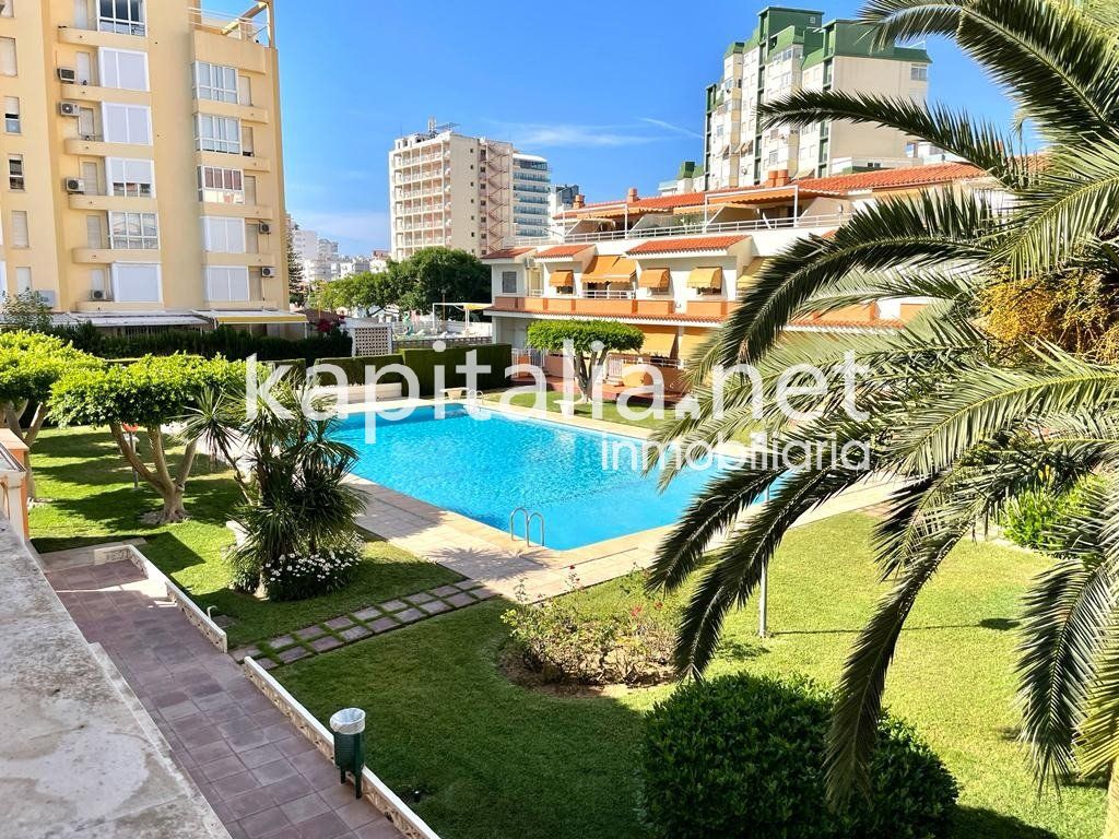 Townhouse for sale in Playa de Gandia.