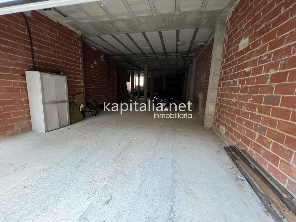 WAREHOUSE FOR SALE IN LA LLOSA DE RANES