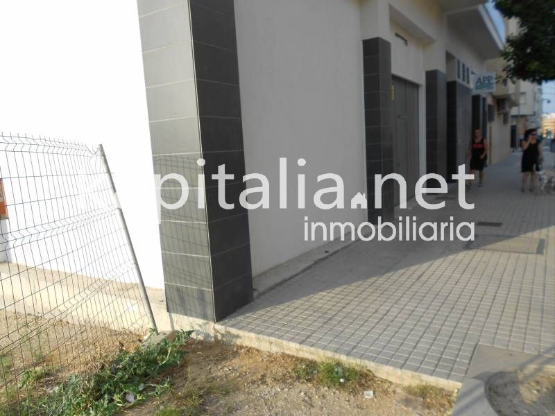 Local comercial en alquiler Ontinyent zona Llombo