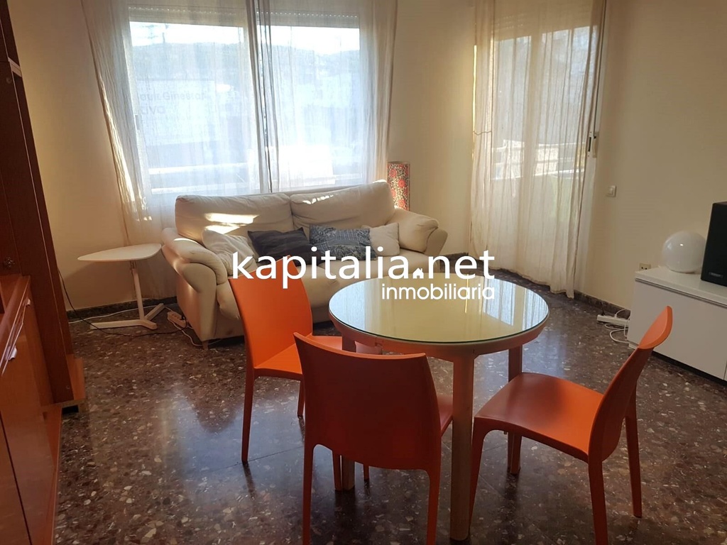 APPARTEMENT INTÉRESSANT À VENDRE À ONTINYENT, SITUÉ DANS LA RÉGION D'ALMAIG.