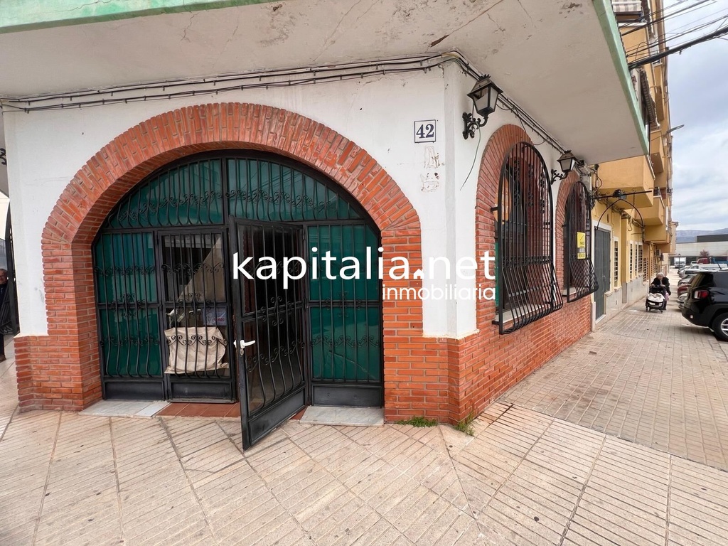 COMMERCIAL PREMISES FOR RENT IN LA LLOSA DE RANES