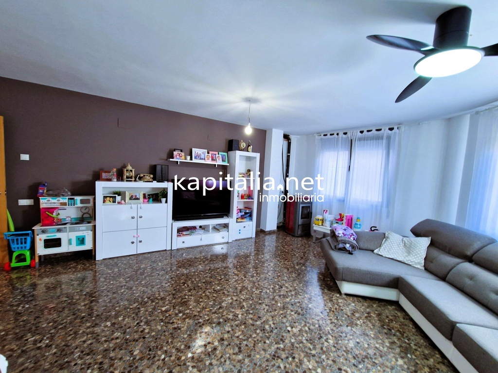 Excelnte piso a la venta en Agullent