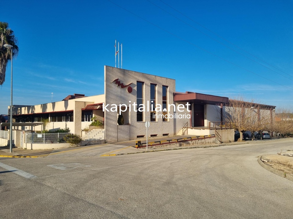 Nave industrial a la venta en Ontinyent