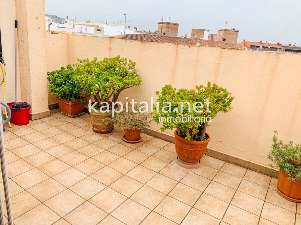 Duplex penthouse for sale in Ontinyent (Valencia)