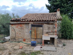 Casita de campo a la venta en Ontinyent.