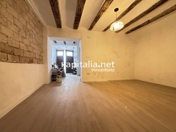 Just refurbished town house in Beniarres